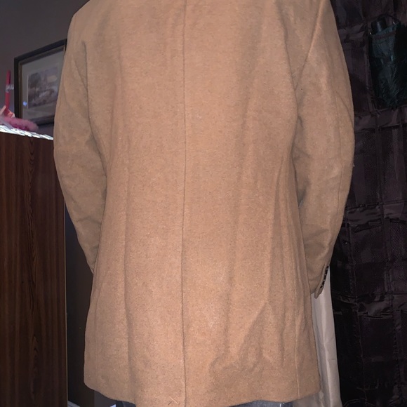 Coat - Picture 1 of 3
